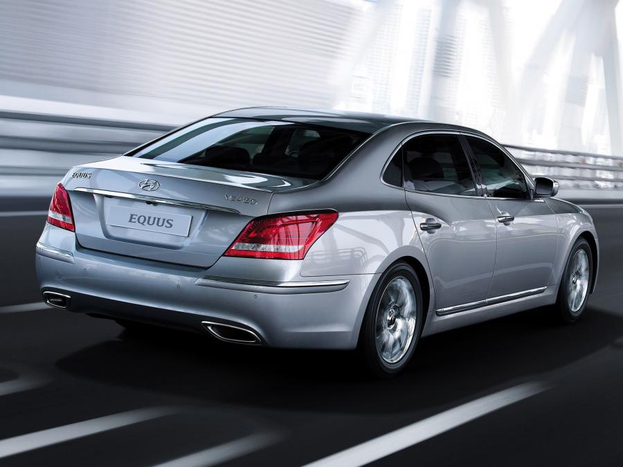  Hyundai Equus 2009 года  (фото 25 из 128)